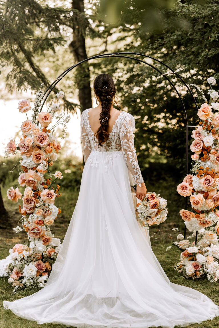 rosé summer wedding